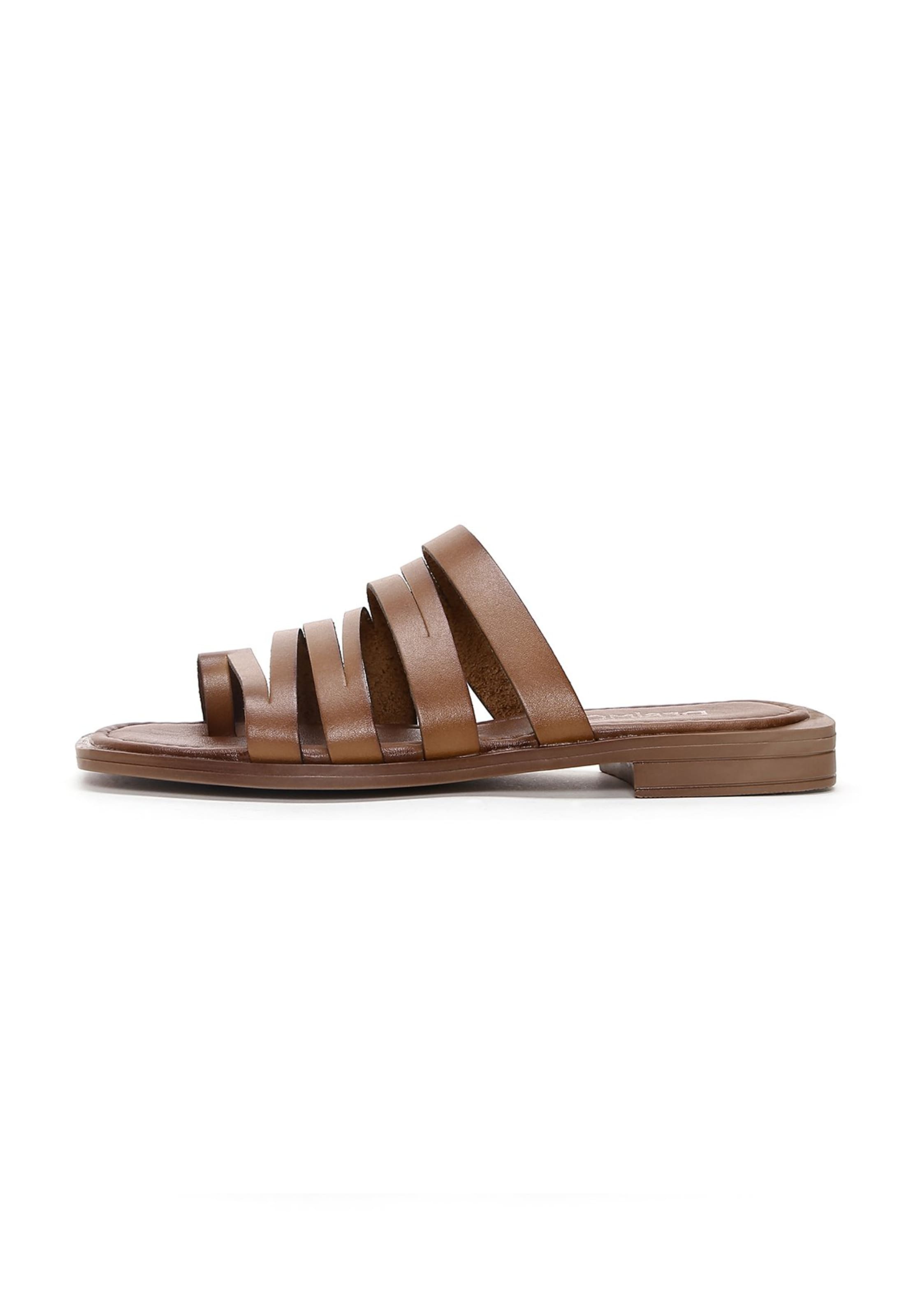 Derimod Sandals in Brown: front