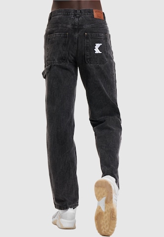 Karl Kani Loosefit Jeans in Zwart