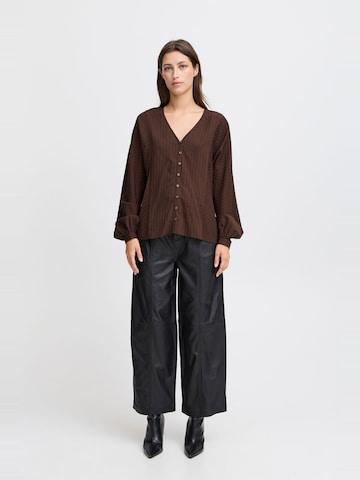 b.young - Blusa em castanho