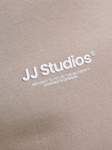 JACK & JONES Sweatshirt 'JJESOHO' in Bruin