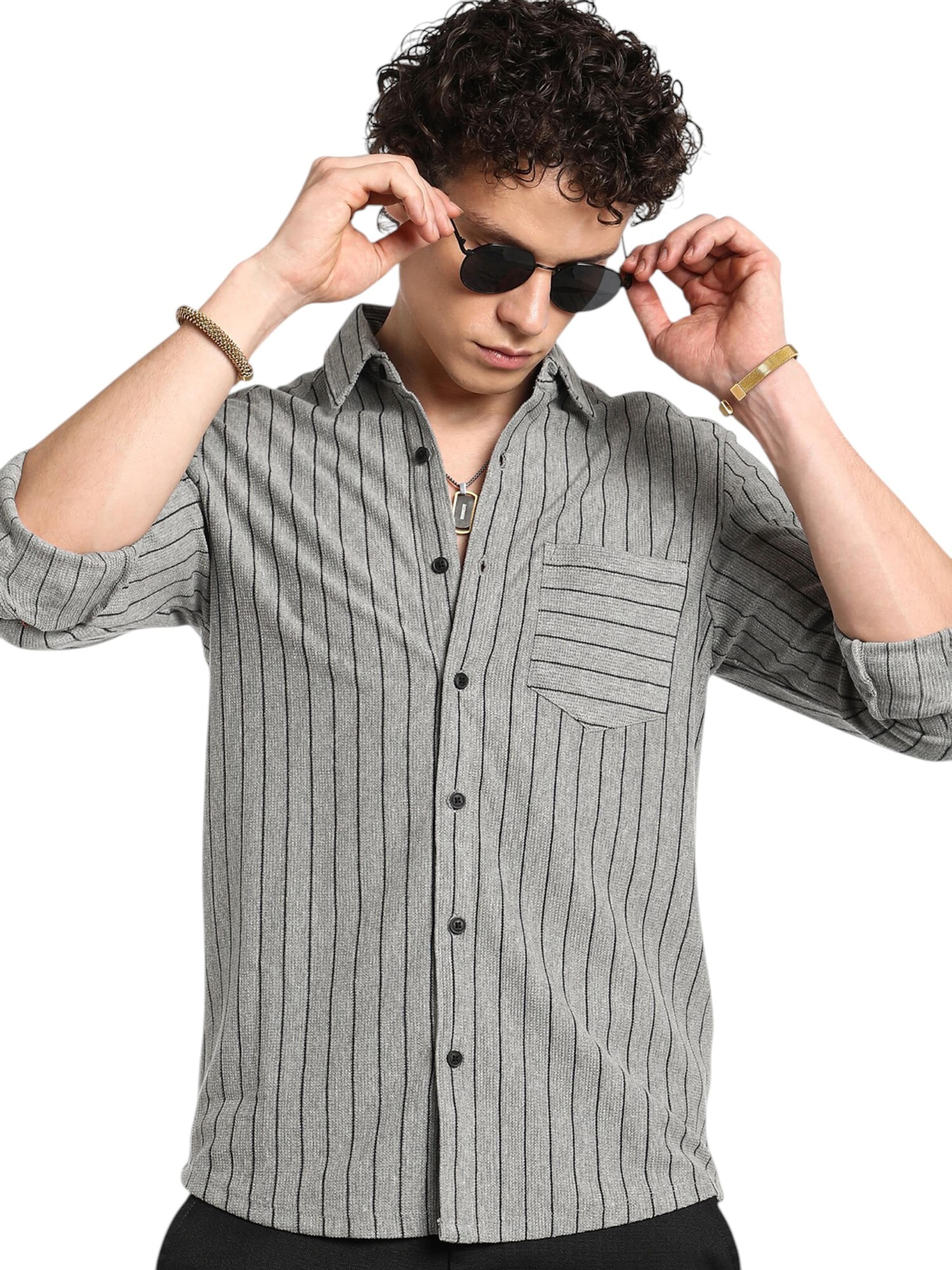 Campus Sutra Tavaline suurus Triiksärk 'Timothea', värv hall