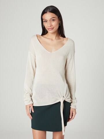 Guido Maria Kretschmer Women Pullover in Beige: predná strana