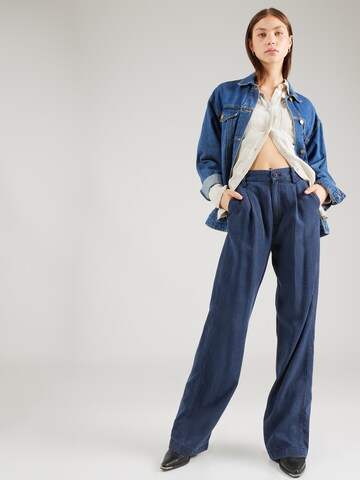 Wide leg Pantaloni con pieghe di MUSTANG in blu