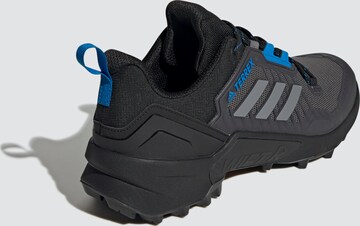 ADIDAS TERREX - Zapatos bajos 'SWIFT R3' en negro