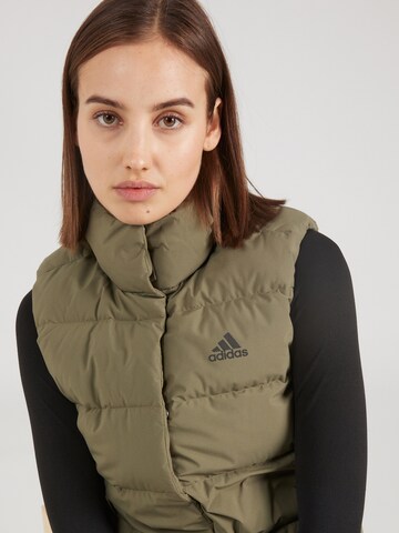 Gilet sportivo 'HELIONIC' di ADIDAS SPORTSWEAR in verde