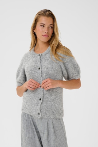 Cardigan 'Emilie' Kaffe en gris : devant