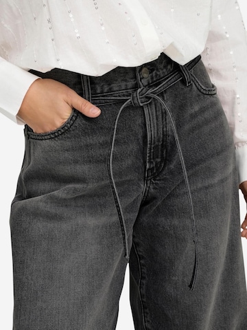 regular Jeans 'ONLGIANNA MW STRAIGHT DNM DOT980 NOOS 15347094' di ONLY in nero
