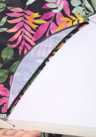 Slip bikini di VIVANCE in nero