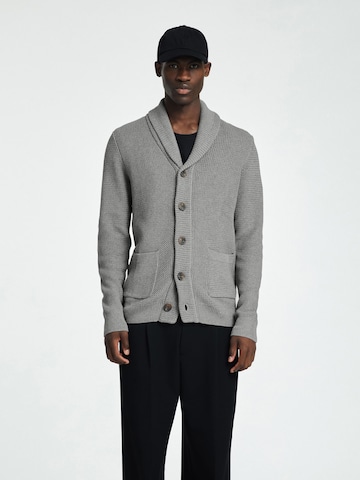 Vestes en maille SELECTED en gris : devant
