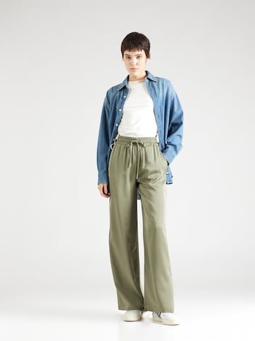 VILA Wide leg Pants 'ELLETTE' in Green