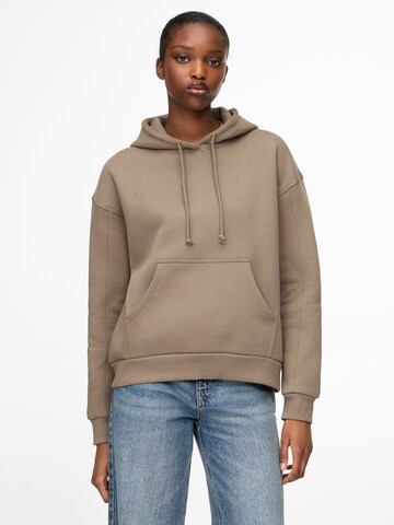 Pull&Bear Sweatshirt in Bruin: voorkant