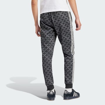 ADIDAS ORIGINALS Tapered Hose 'SSTR Classic' in Schwarz