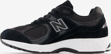 Sneaker bassa di new balance in nero: frontale