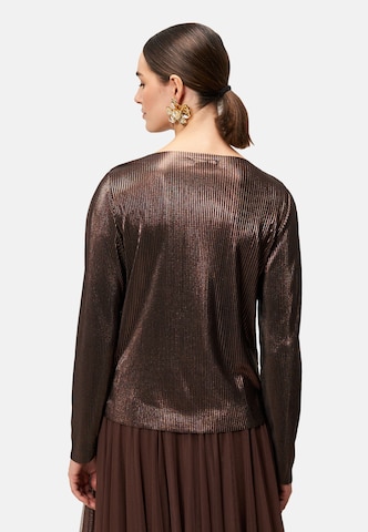 zero Shirt in Brown