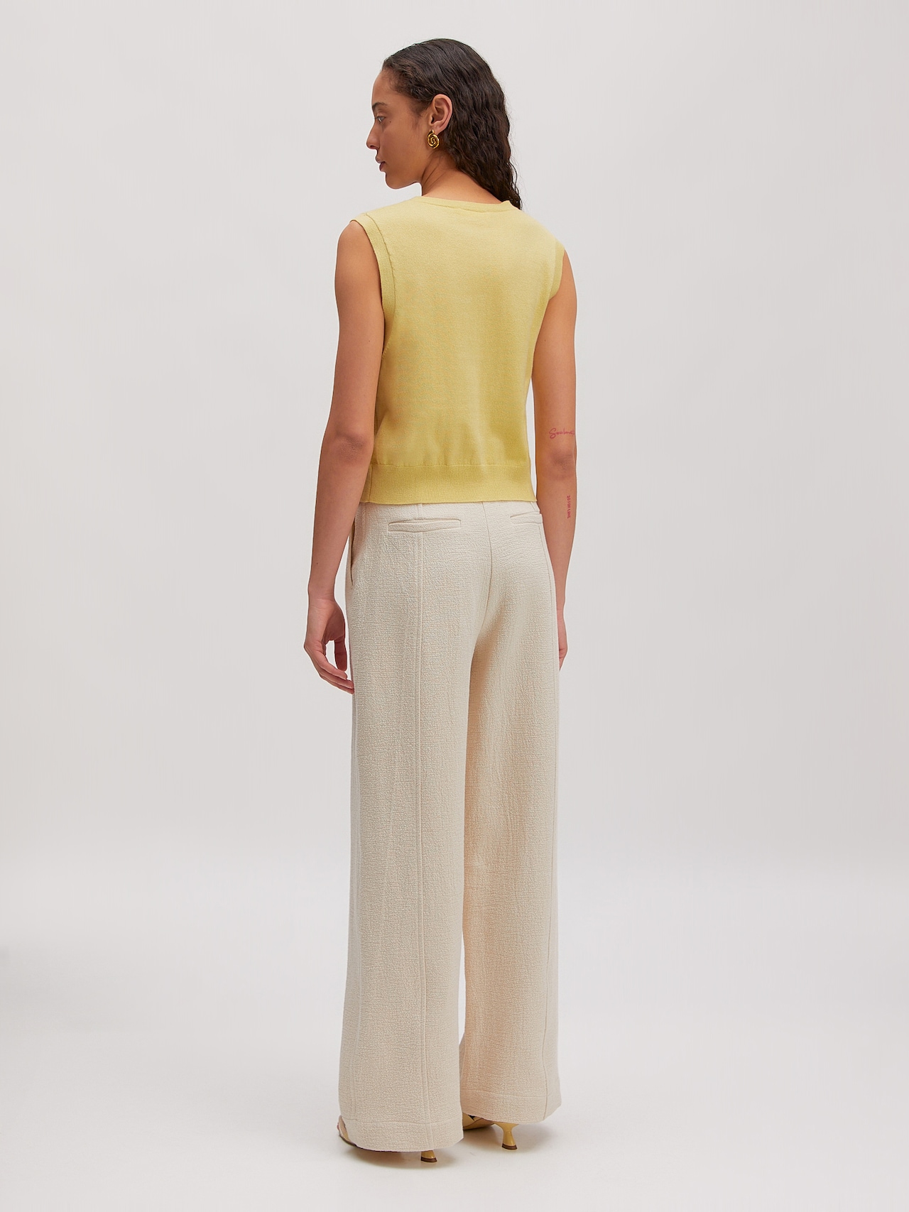 EDITED Nouveautés Gilet 'Alisha' jaune