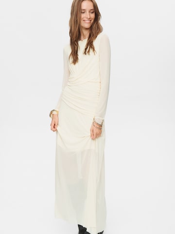 Robe de soirée 'Nucirri' NÜMPH en blanc : devant