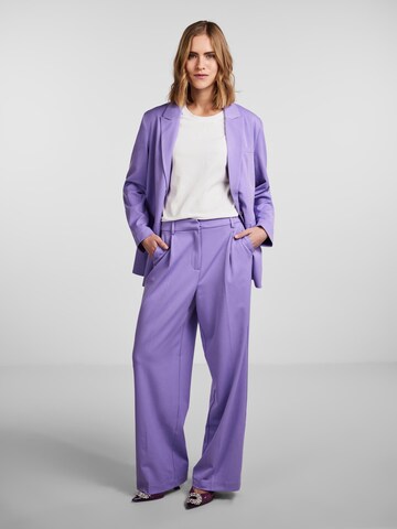 PIECES Wide leg Pleat-Front Pants 'SERANO' in Purple