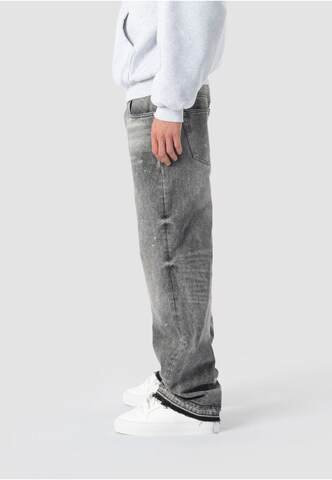Project Blue Flared Jeans in Grau