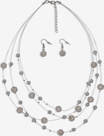 J. Jayz Jewelry Set in Silver: front