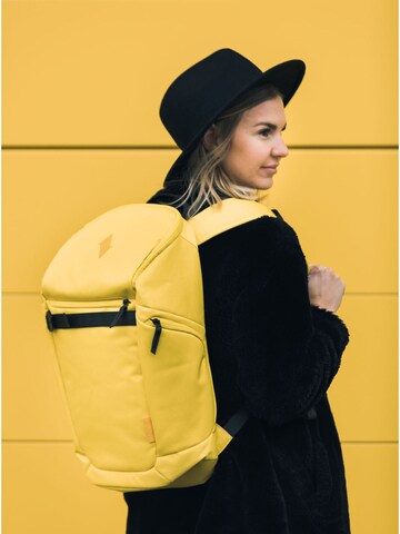 NITRO Rucksack 'NIKURO' in Gelb