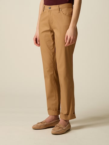 regular Pantaloni di oltre in marrone