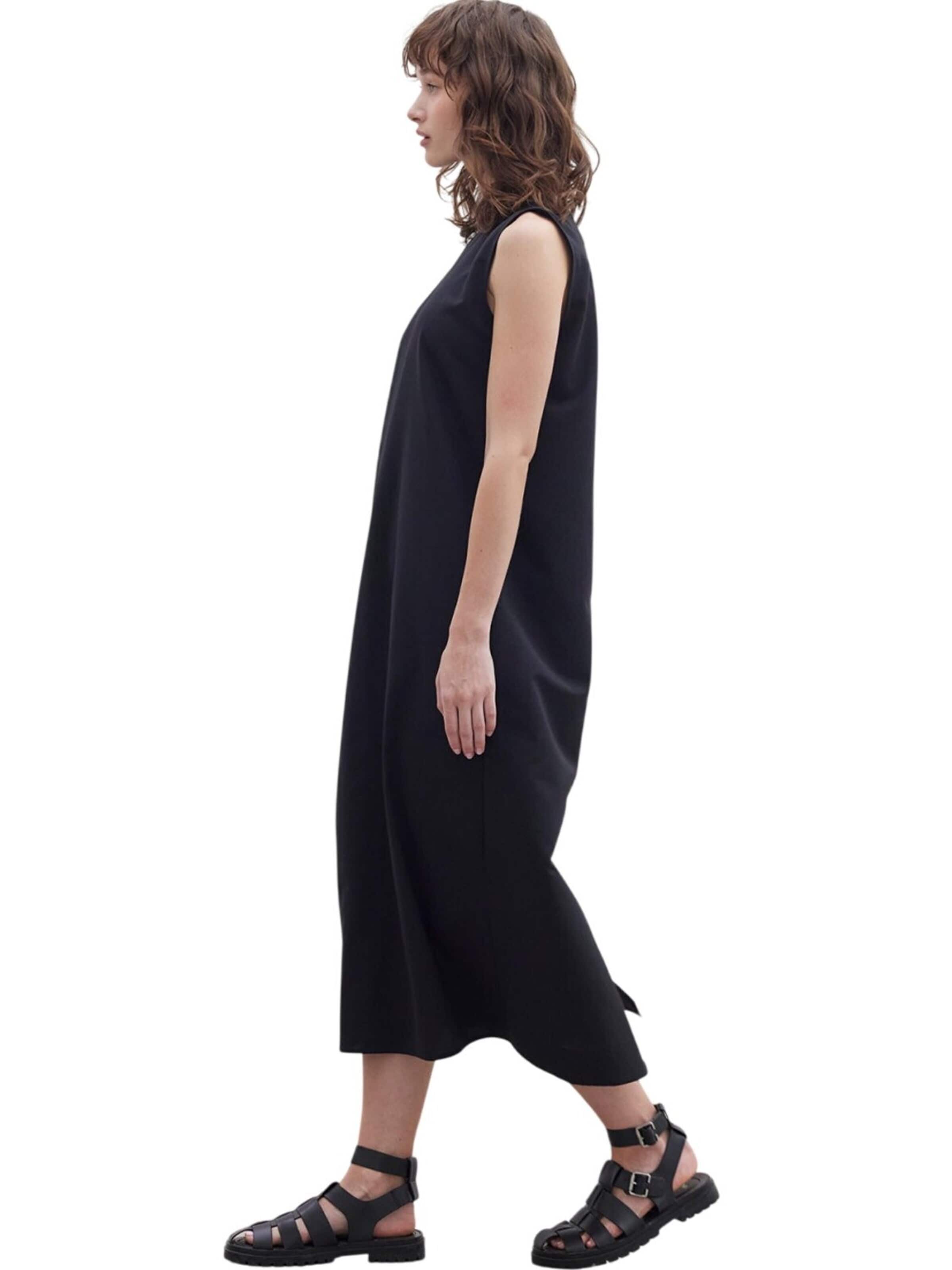 MANUKA Dress in Black