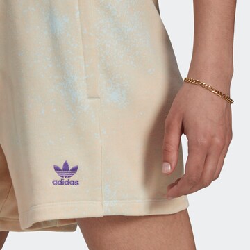 ADIDAS ORIGINALS Обычный Штаны 'Allover Print Loose' в Оранжевый