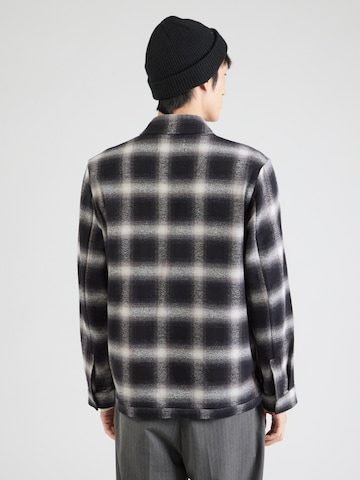 DRYKORN - Chaqueta de entretiempo 'NIKANO' en negro