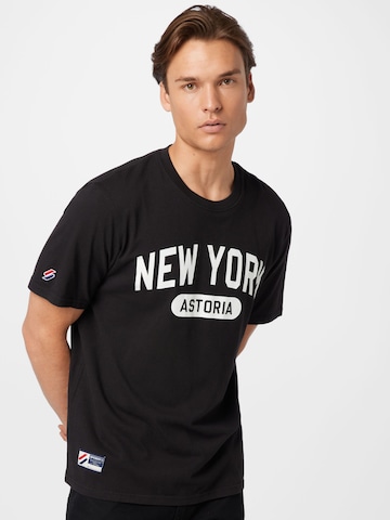 Superdry - Camiseta en negro: frente