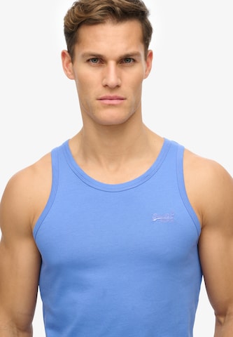 T-Shirt 'Essential' Superdry en bleu
