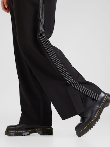 EVOKED Szeroka nogawka Spodnie 'VIIVY' w kolorze czarny
