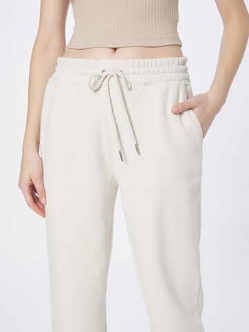 Effilé Pantalon 'SUNDAY' Abercrombie & Fitch en blanc
