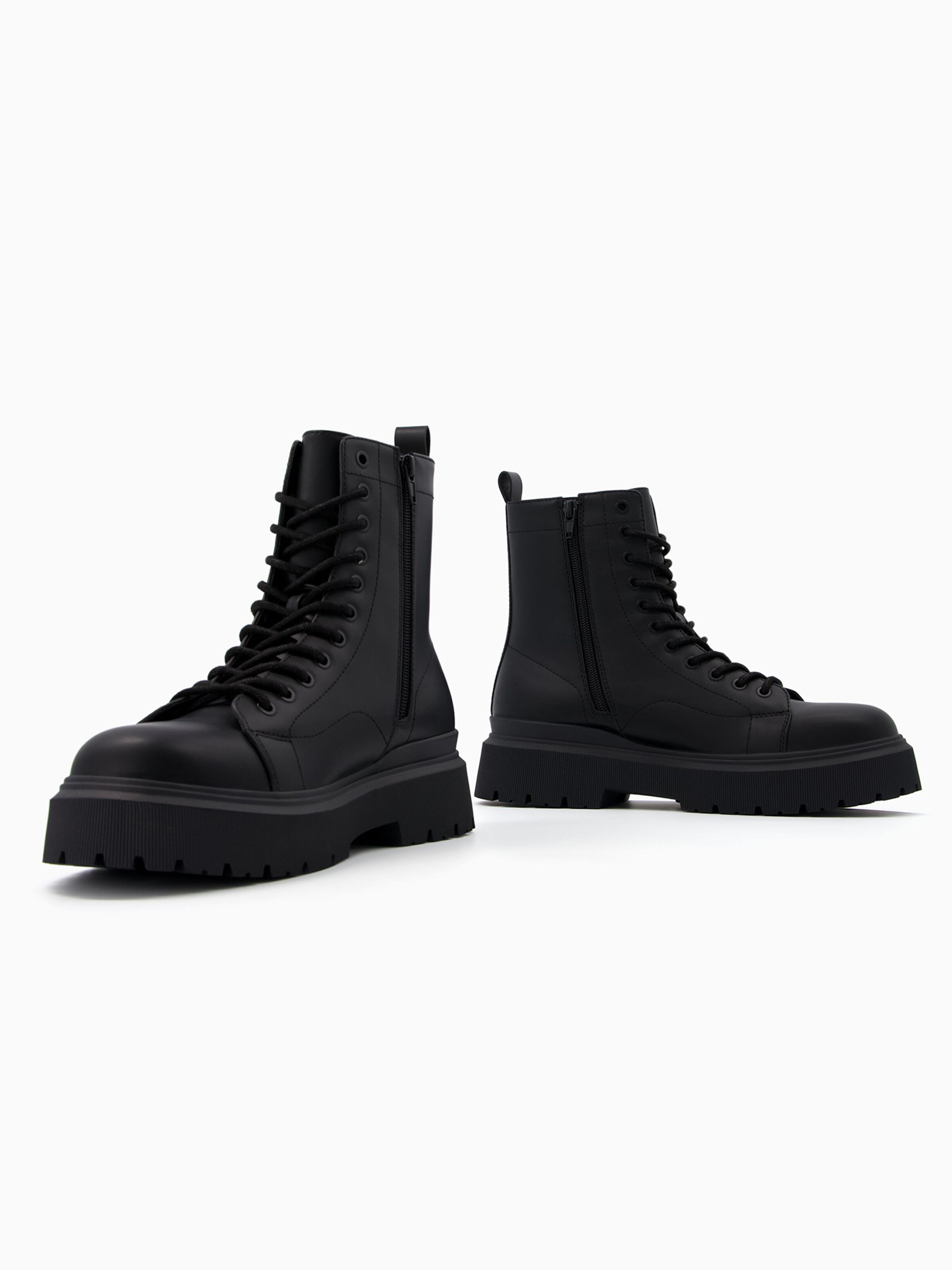 Bottine noir clearance bershka