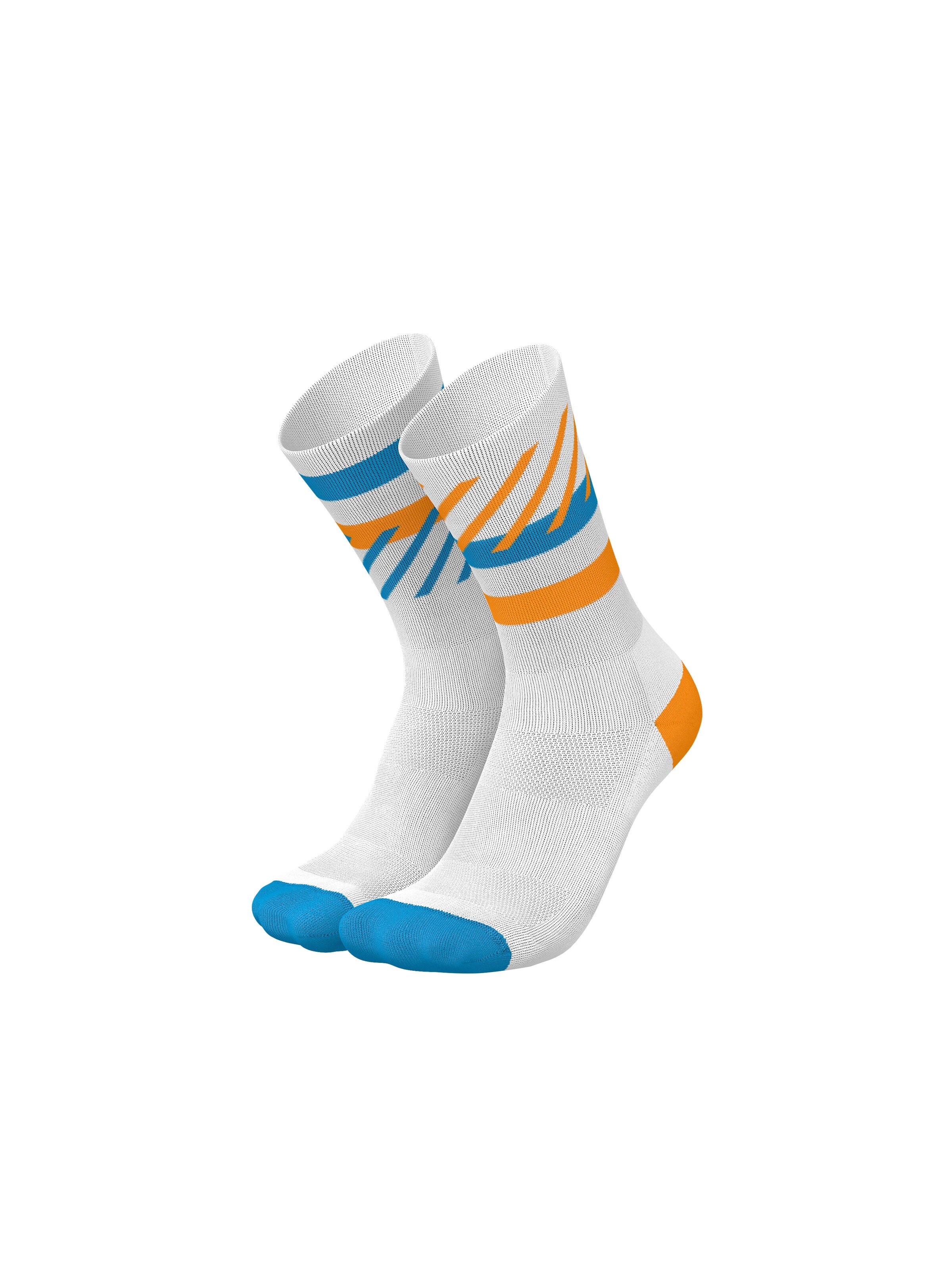 INCYLENCE Athletic Socks 'DISRUPTS' in Orange: front