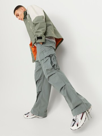 Wide leg Pantaloni cargo 'Zayn' di JACK & JONES in verde