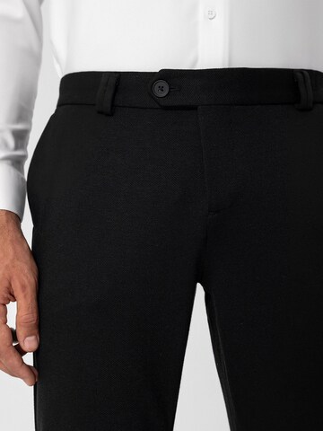 Coupe slim Pantalon Antioch en noir