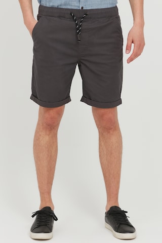 Regular Pantalon chino !Solid en gris : devant