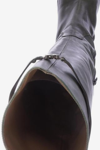 Pertini Stiefel 40 in Grün