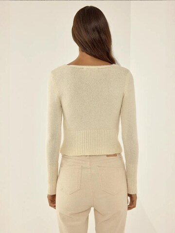 Hiccup Sweater in Beige