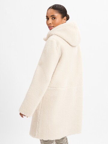 Marie Lund Winter coat 'Alina' in White