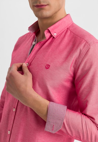 Jimmy Sanders - Ajuste estrecho Camisa en rosa