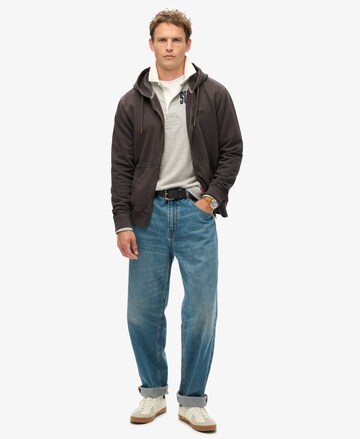 Superdry Sweatvest 'Essential' in Bruin