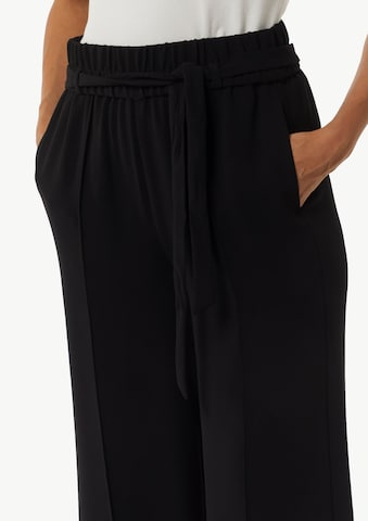 Wide leg Pantaloni di COMMA in nero