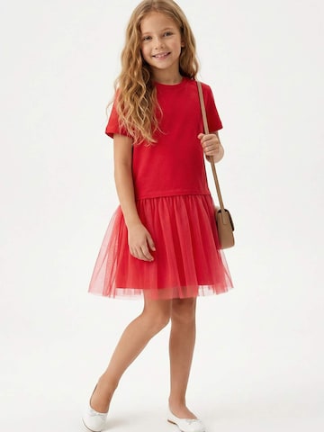 Trendyol Dress in Red: front