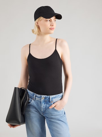 GAP Top – černá: přední strana