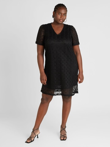 Vero Moda Curve - Vestido 'ISOLDE' en negro: frente