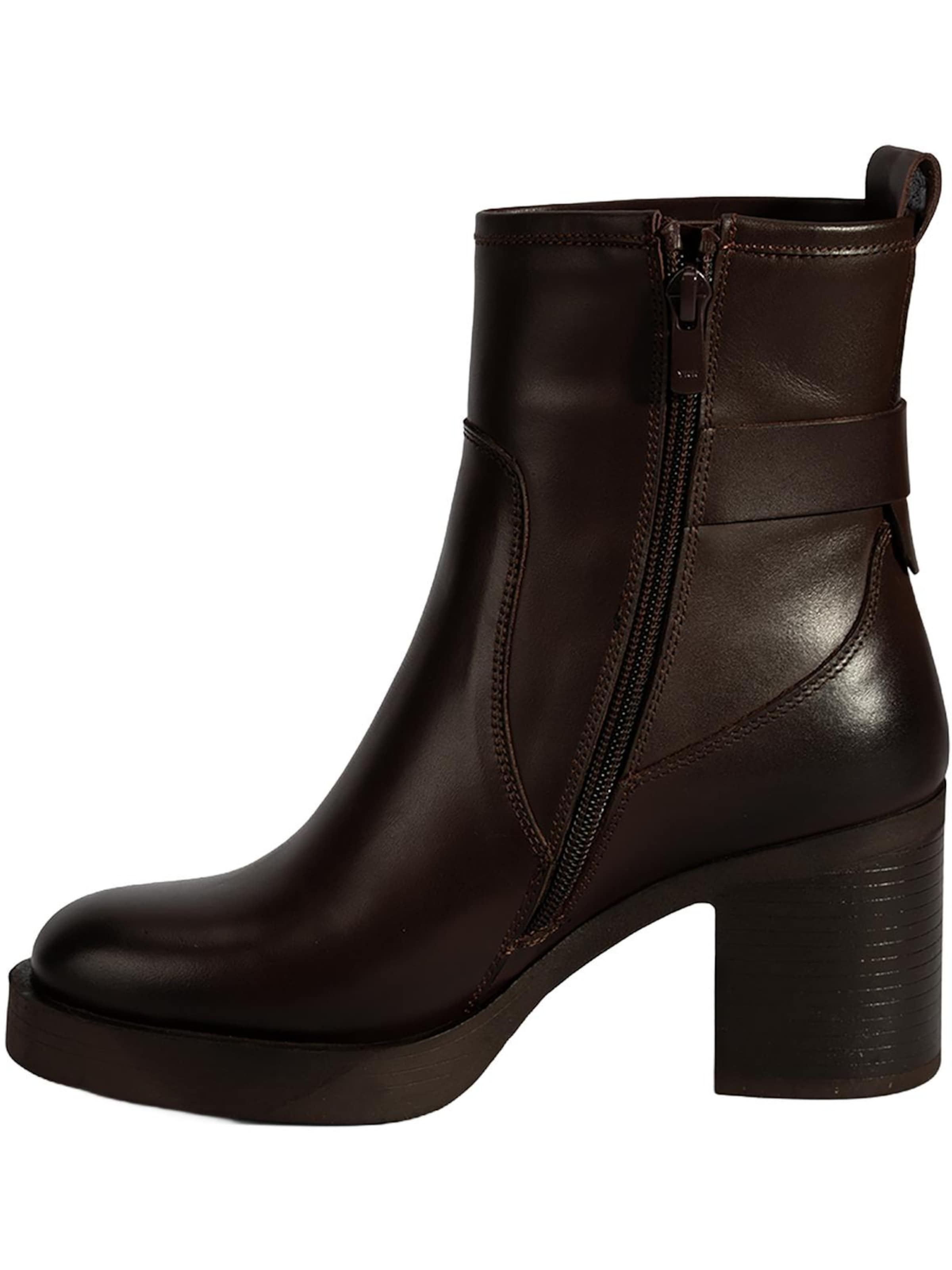 Desa Boots 'Stiefel' in Brown