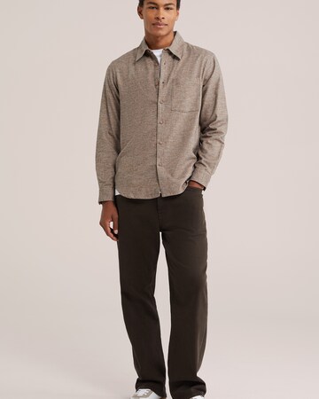 WE Fashion - Regular Fit Camisa em bege