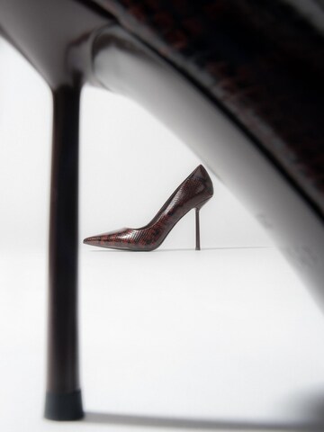Estro Pumps '25103-11'‌‌‌‌‌‌‌ in Braun