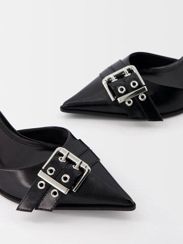 Bershka Pumps in Schwarz